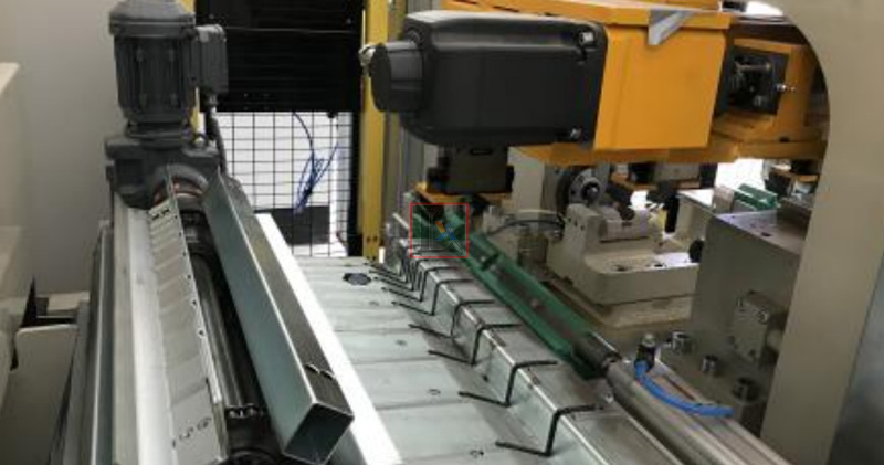 Máquinas automáticas de corte por láser de tubos redondos LX-FL120F para clientes mexicanos de piezas automotrices